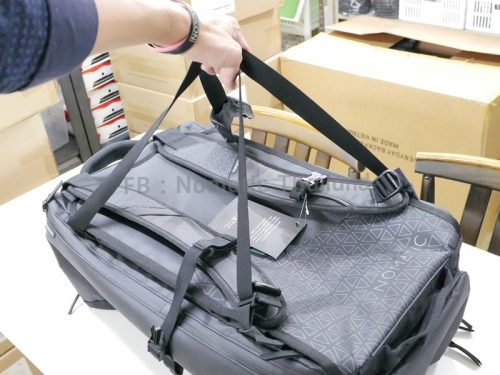 nomatic-travel-bag-review-4