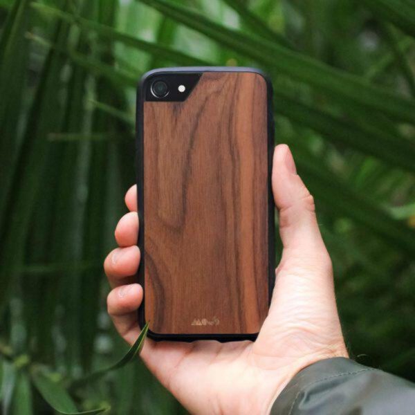 mous-case-walnut