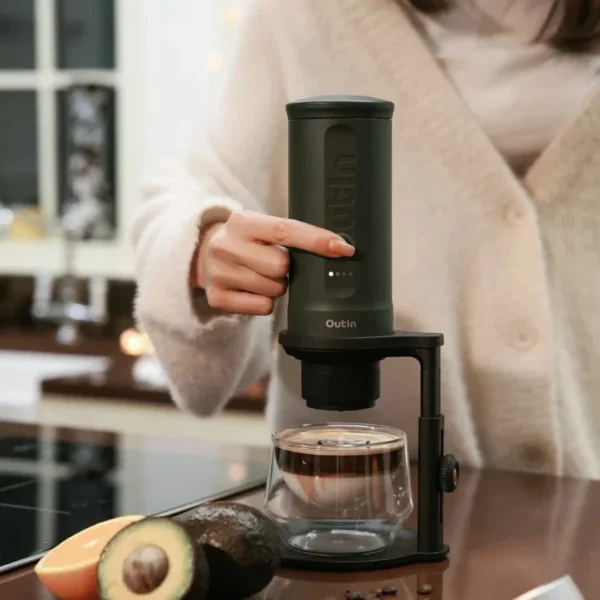 OutIn - Portable Universal Coffee Stand