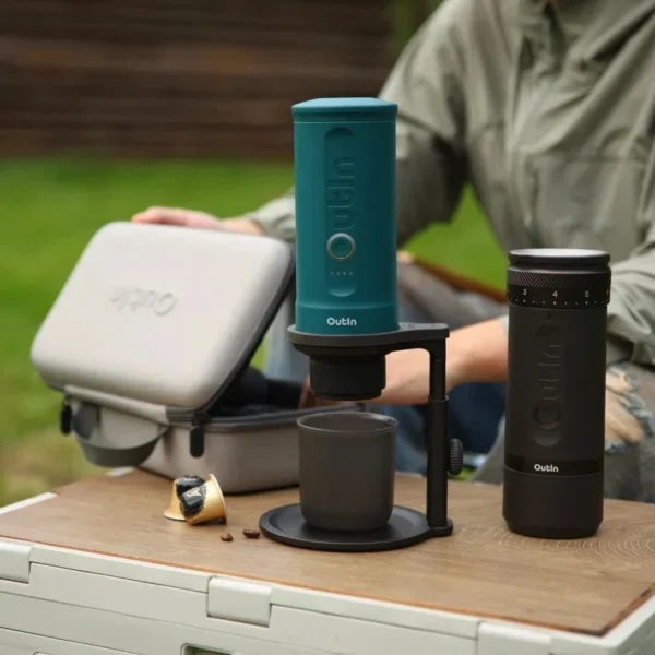 OutIn - Portable Universal Coffee Stand